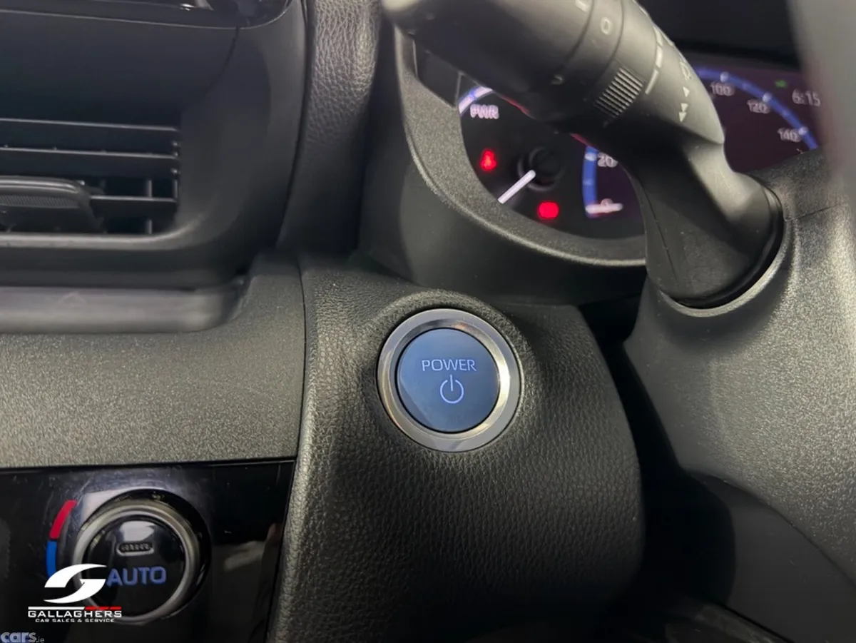 Toyota Yaris Cross SUV, Petrol Hybrid, 2023, Black