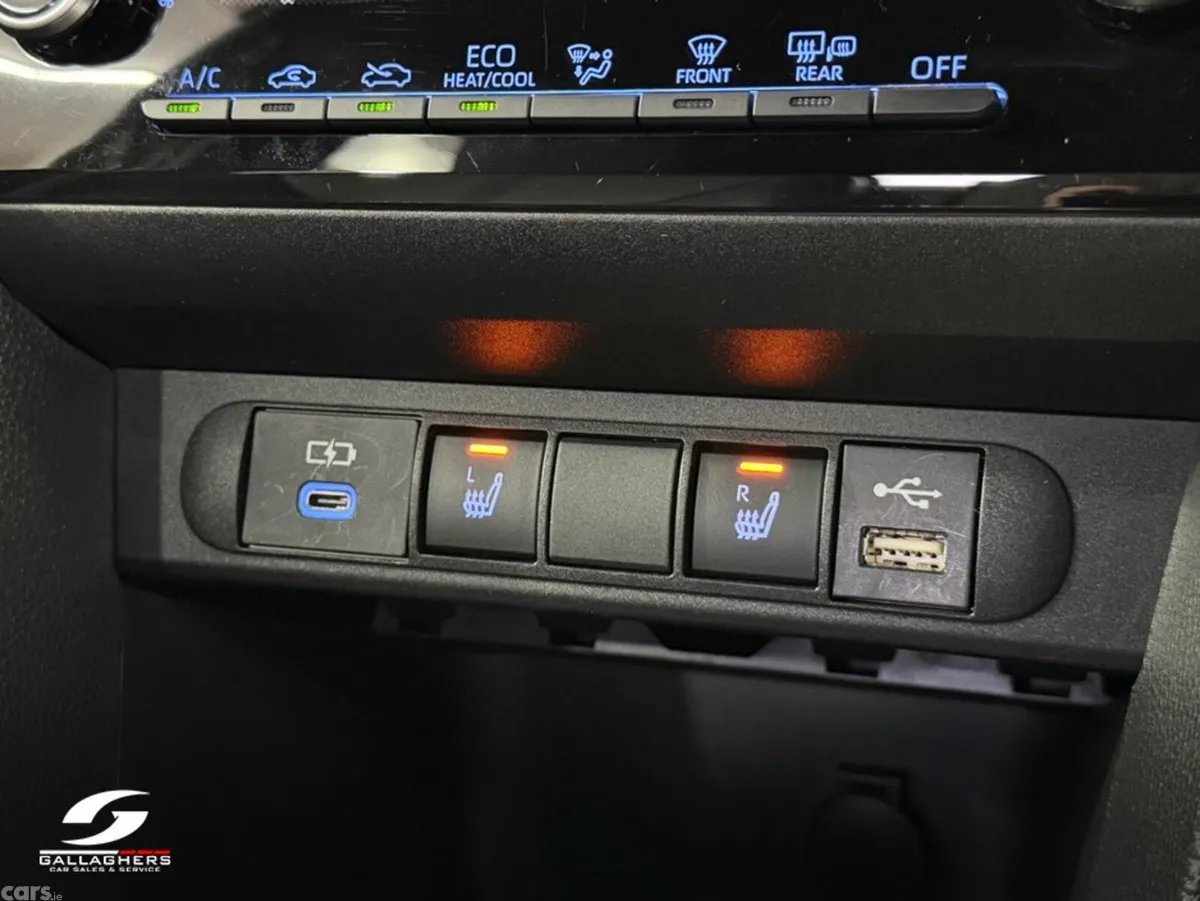 Toyota Yaris Cross SUV, Petrol Hybrid, 2023, Black