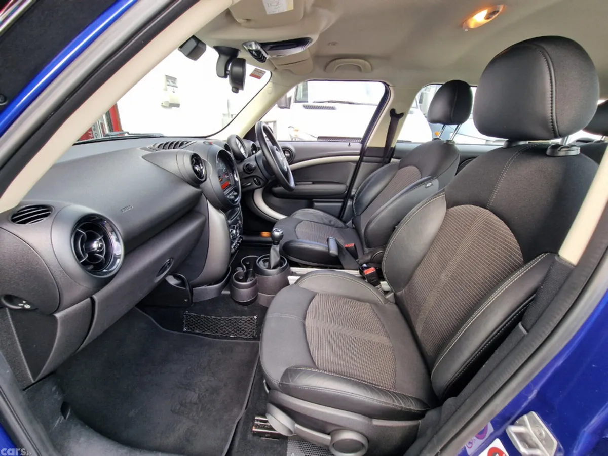 Mini Countryman Hatchback, Petrol, 2016, Blue
