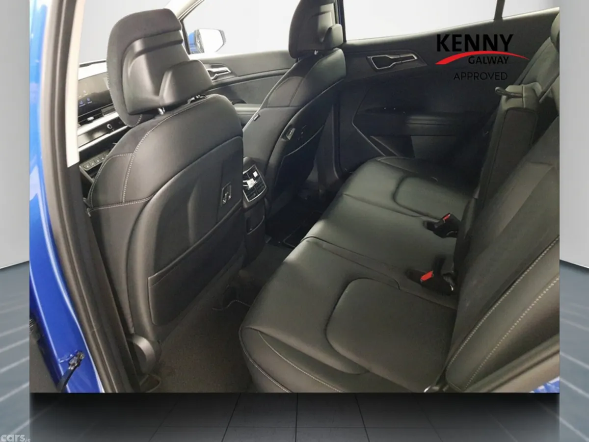 Kia Sportage MPV, Diesel, 2025, Blue