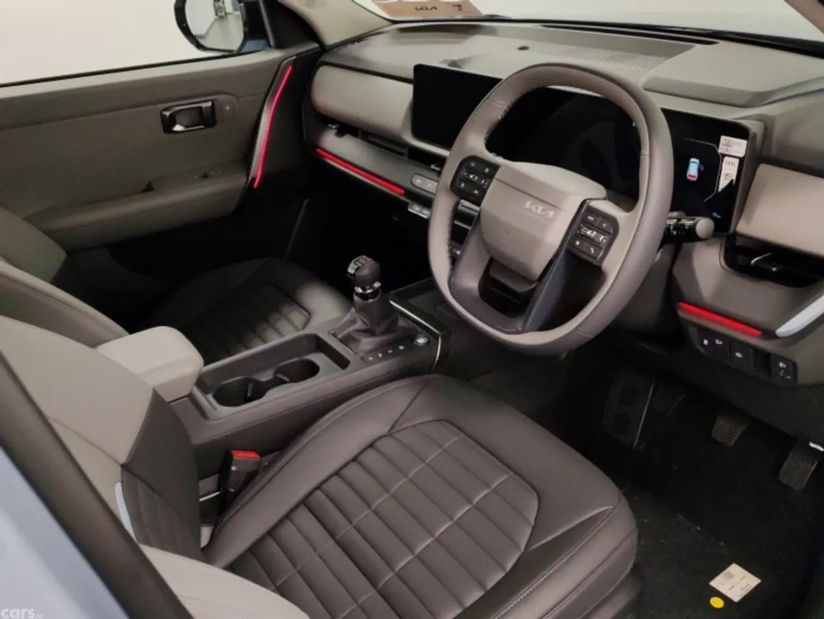 Kia Seltos SUV, Petrol Hybrid, 2027, Blue