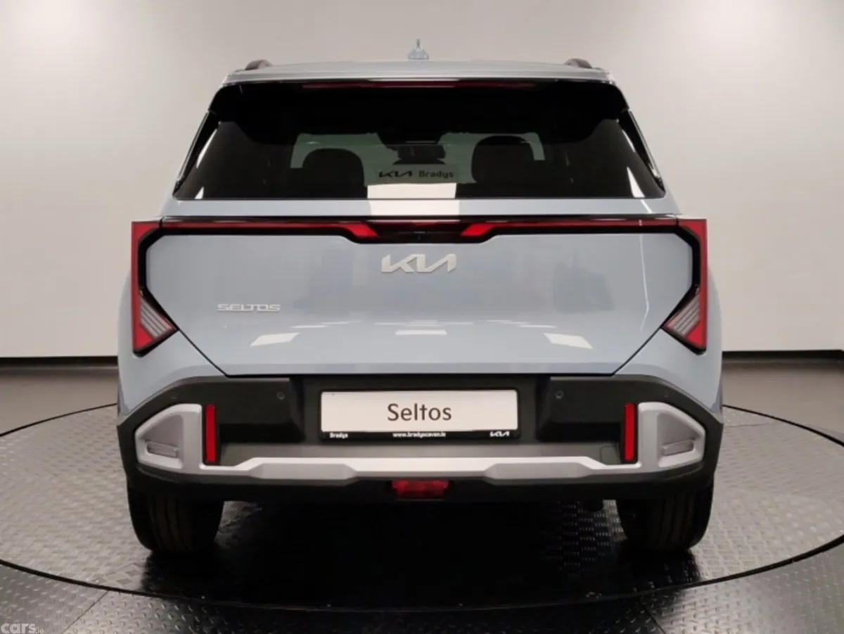 Kia Seltos SUV, Petrol Hybrid, 2027, Blue