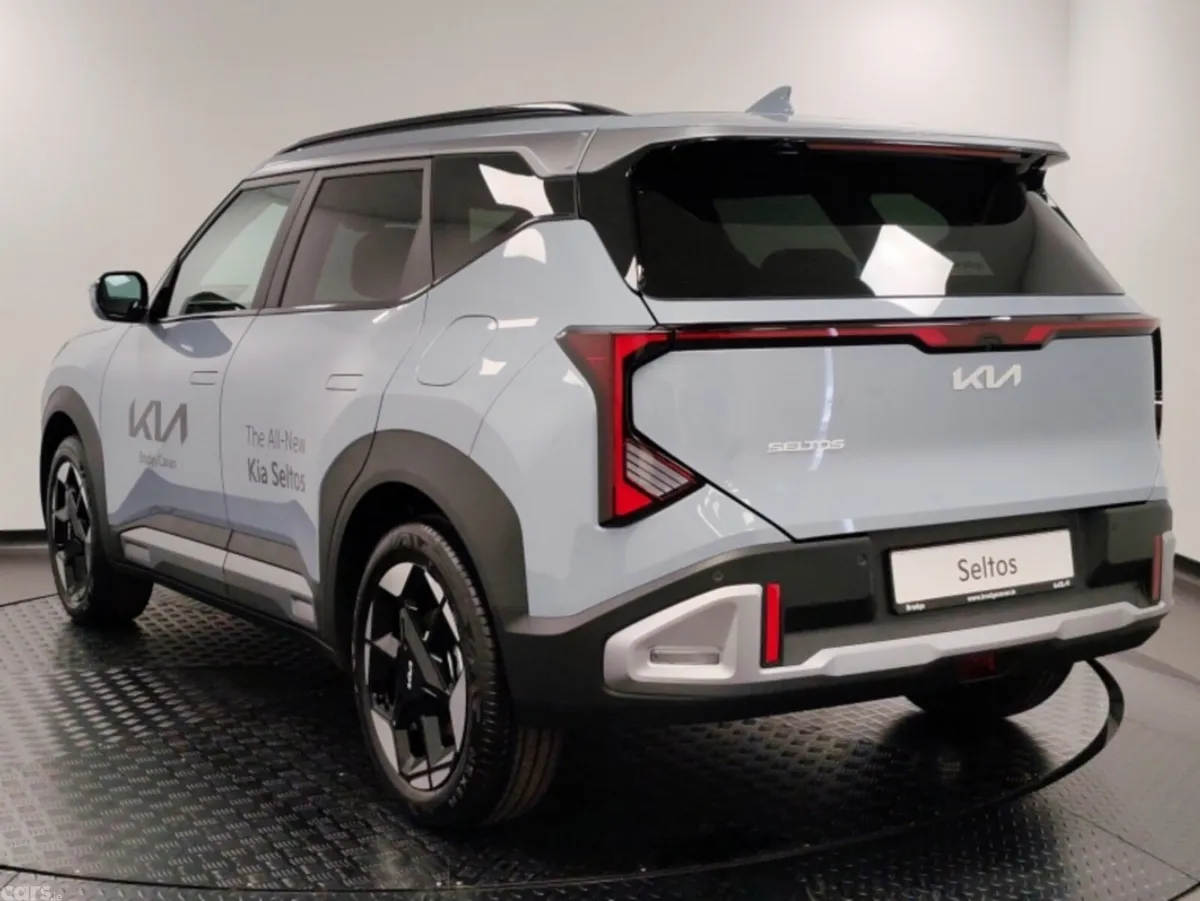 Kia Seltos SUV, Petrol Hybrid, 2027, Blue