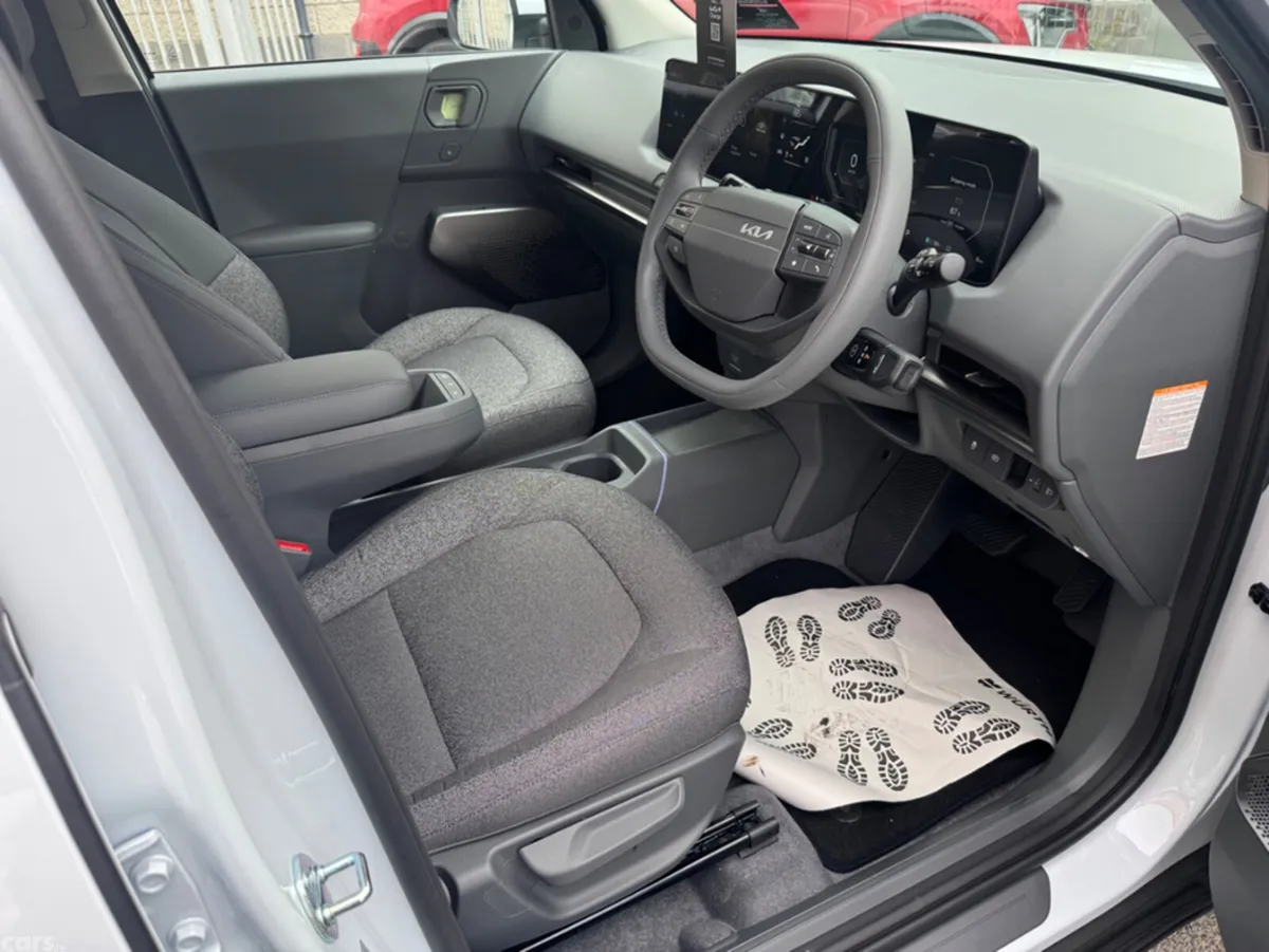 Kia EV2 Hatchback, Electric, 2026, White
