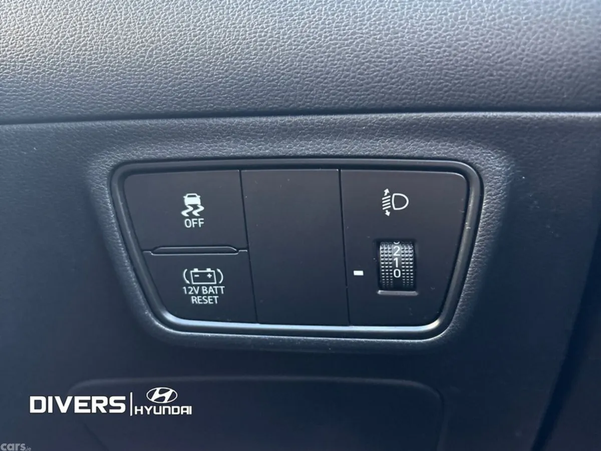 Hyundai Tucson MPV, Petrol Hybrid, 2024, Grey