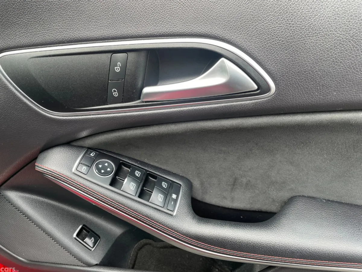 Mercedes-Benz CLA Saloon, Petrol, 2015, Red