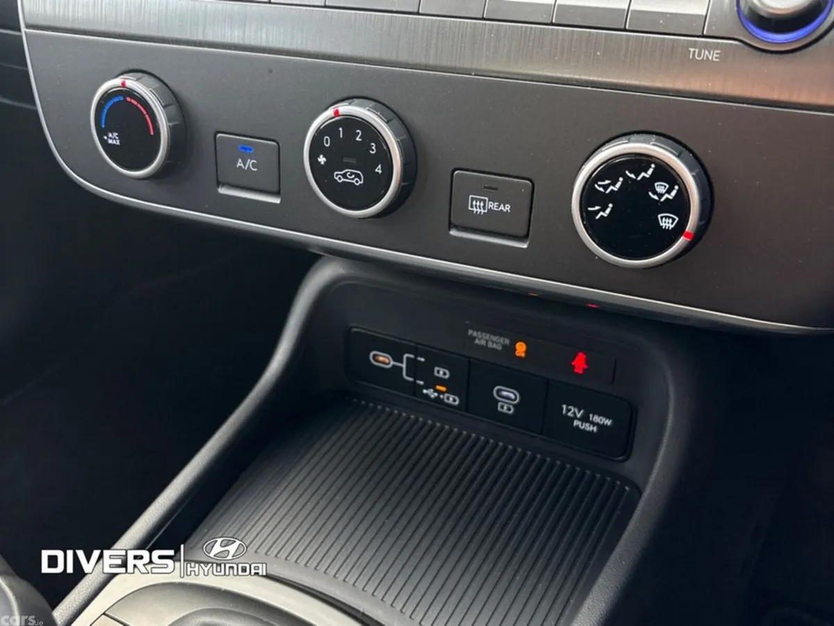 Hyundai KONA MPV, Petrol, 2023, Grey