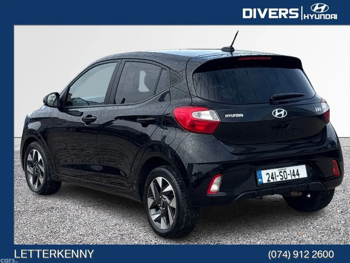 Hyundai i10 Hatchback, Petrol, 2024, Black