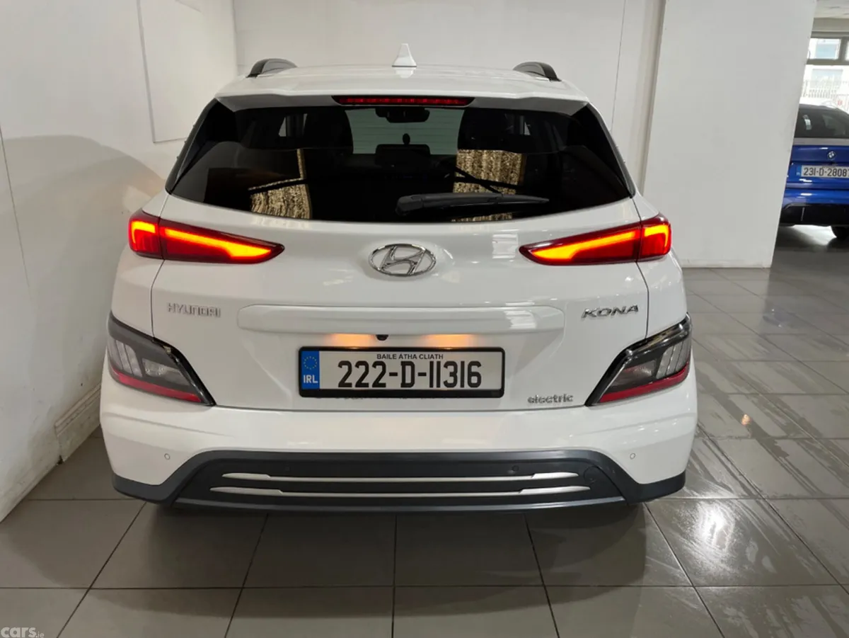 Hyundai KONA MPV, Electric, 2022, White