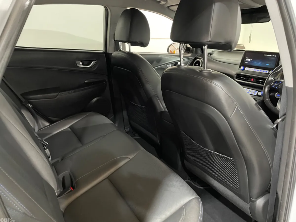 Hyundai KONA MPV, Electric, 2022, White