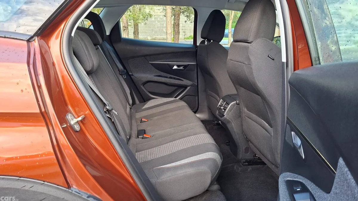 Peugeot 3008 SUV, Diesel, 2017, Brown