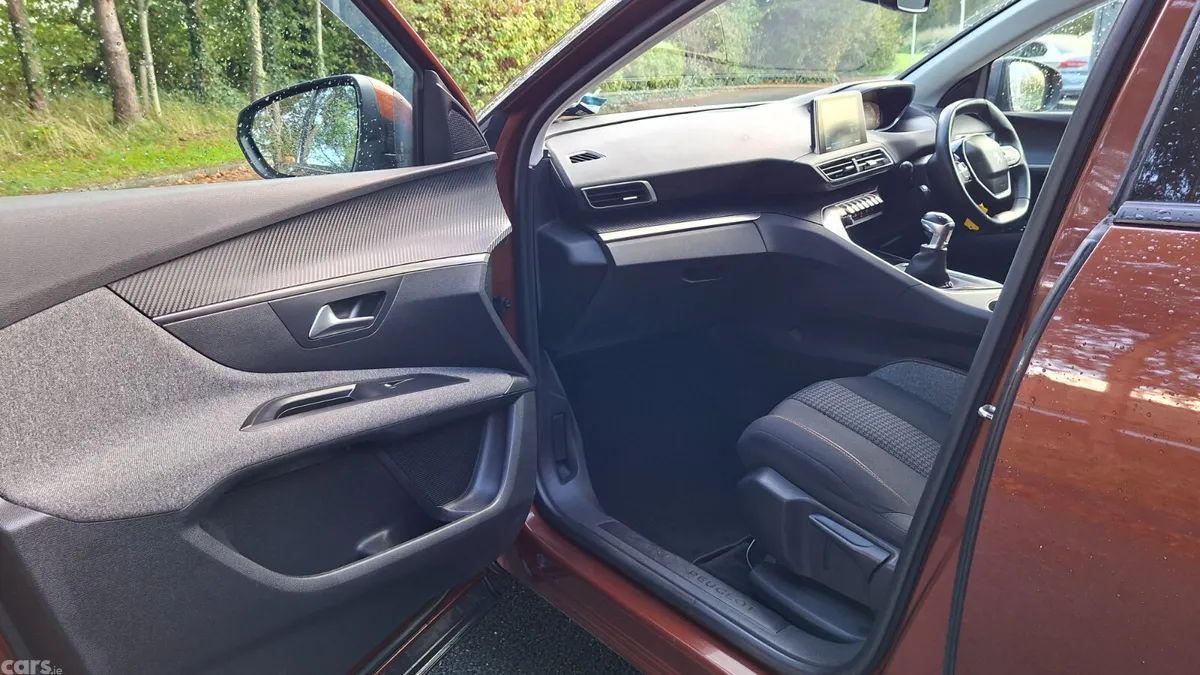 Peugeot 3008 SUV, Diesel, 2017, Brown