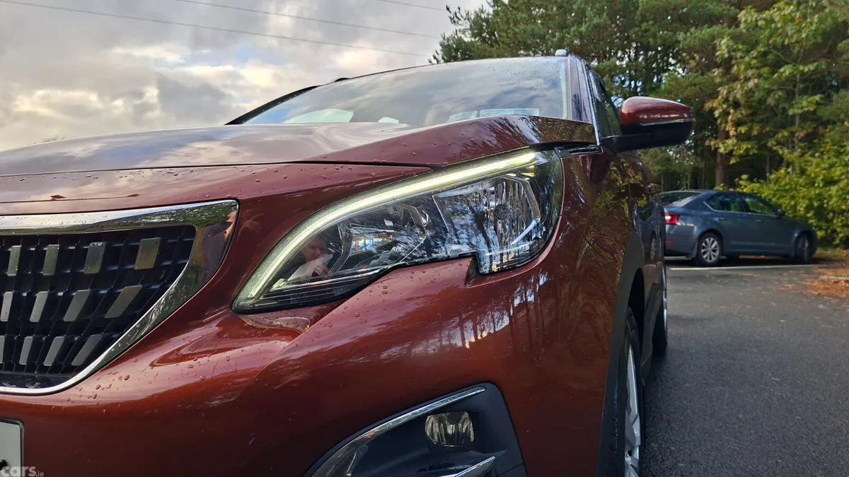 Peugeot 3008 SUV, Diesel, 2017, Brown