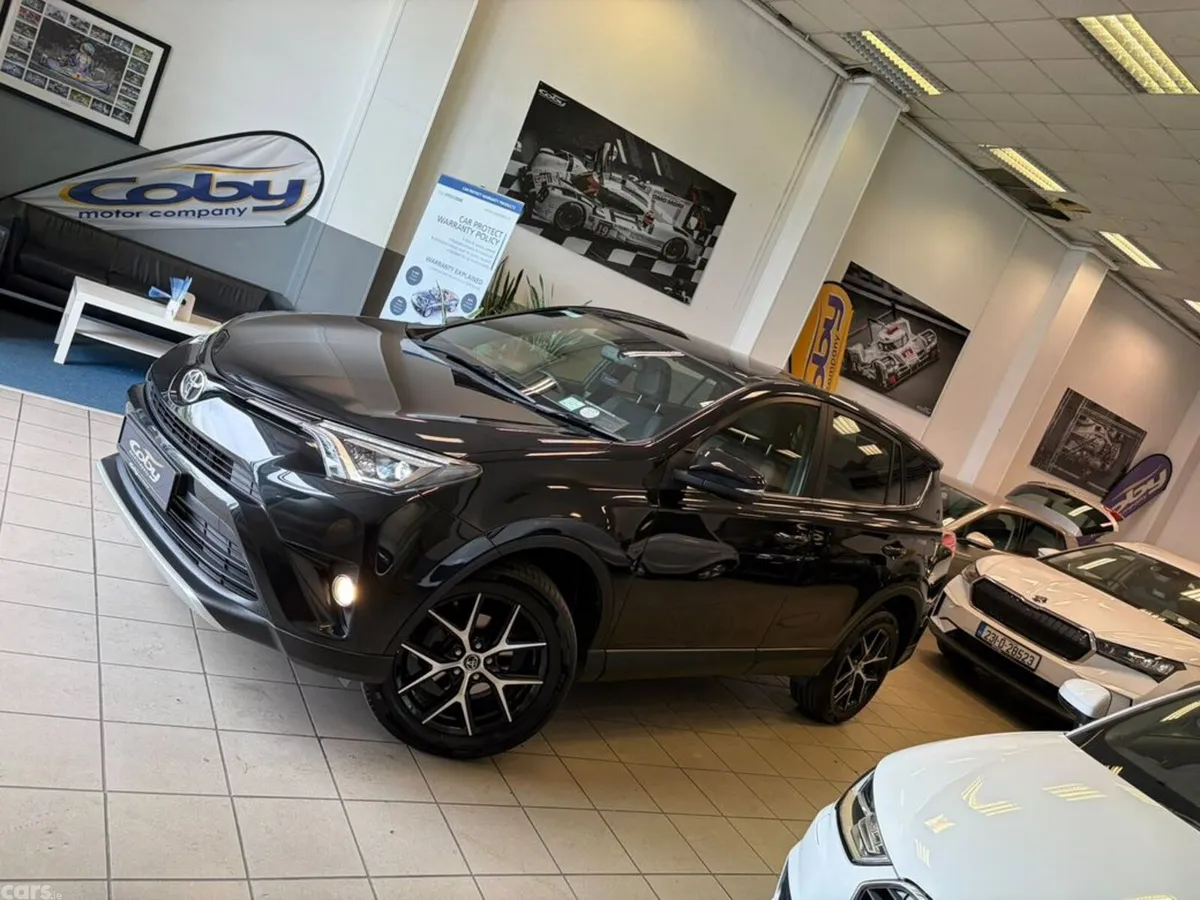 Toyota RAV4 MPV, Diesel, 2016, Black