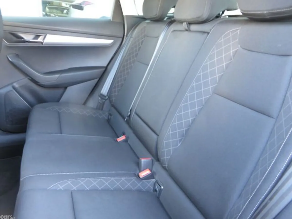 Skoda Karoq Estate, Diesel, 2019, Black