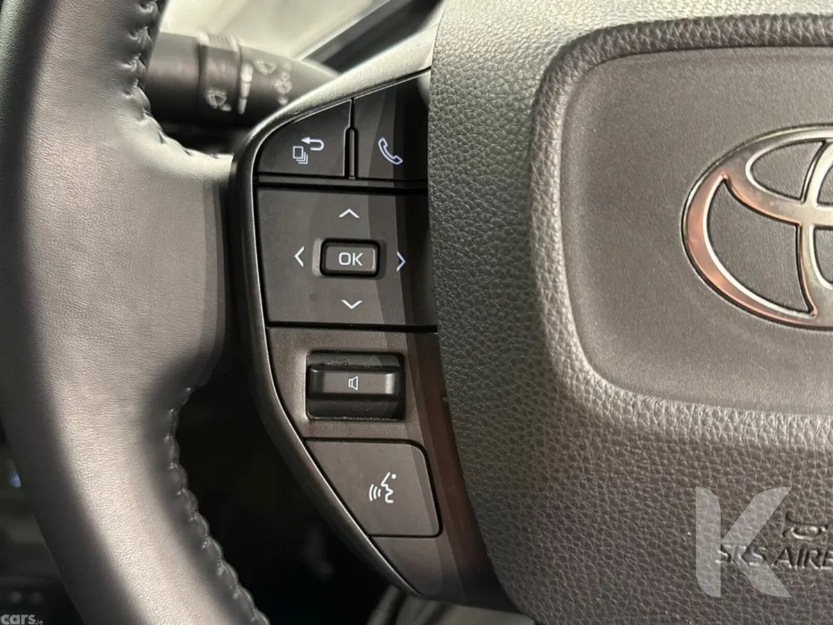 Toyota Prius 1.8 HYBRID AUTOMATIC NEW MODEL - DIGI, Ballymount