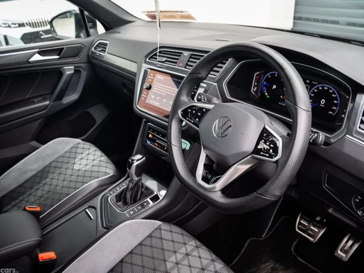 Volkswagen Tiguan Estate, Diesel, 2023, Black
