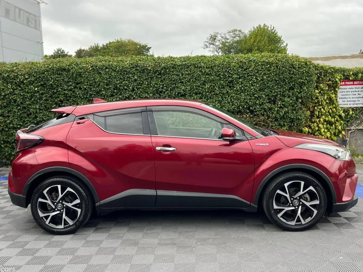 Toyota C-HR SUV, Petrol Hybrid, 2018, Red