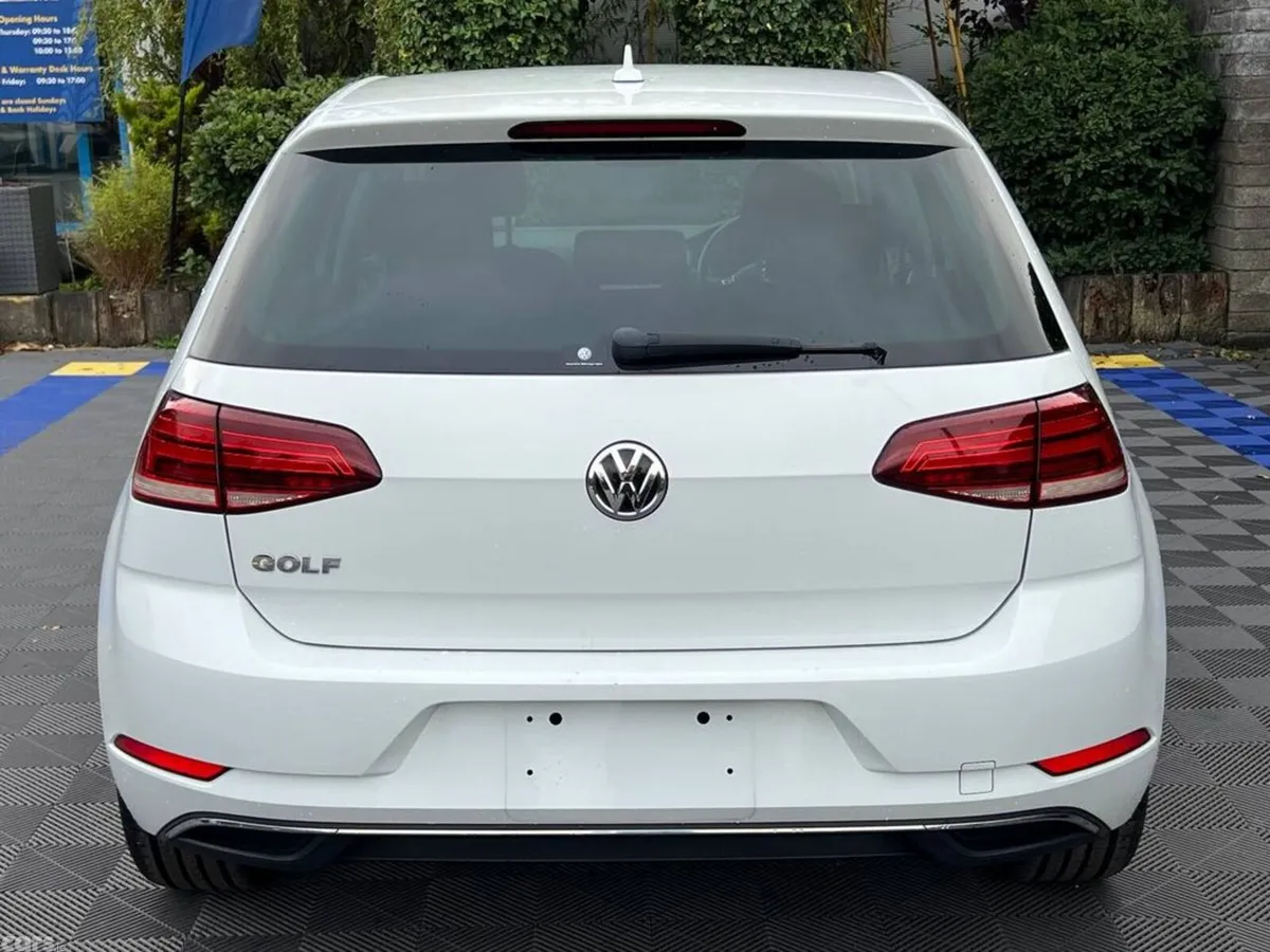Volkswagen Golf Hatchback, Petrol, 2018, White