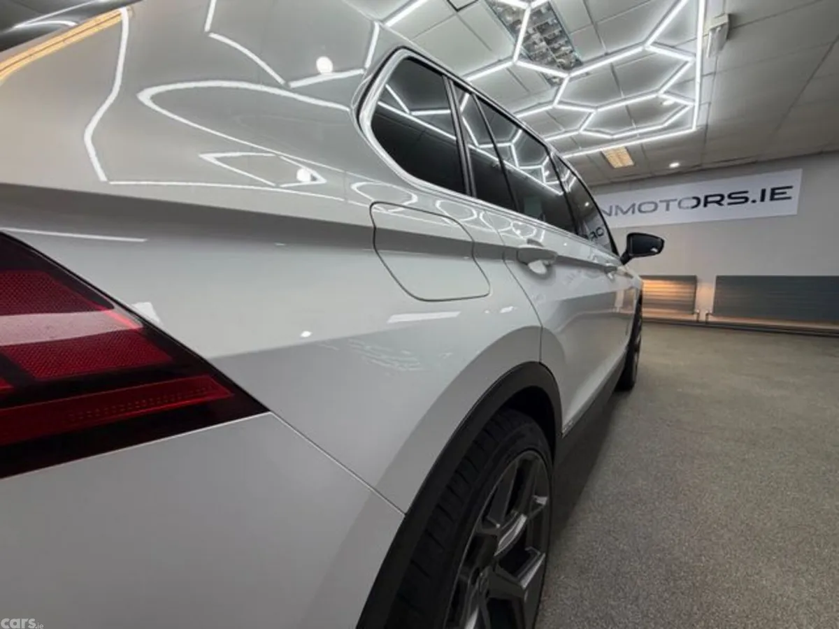 Volkswagen Tiguan Estate, Diesel, 2017, White