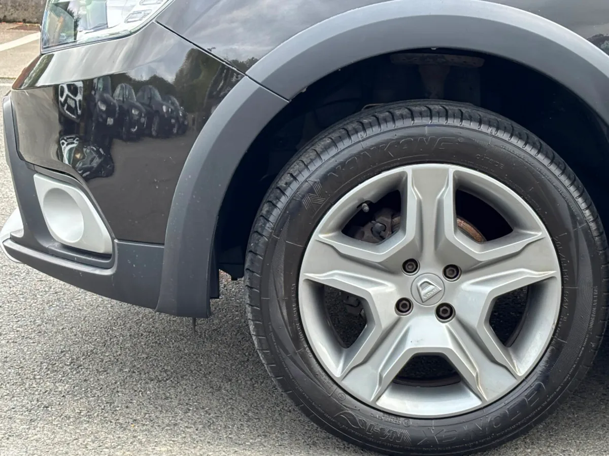 Dacia Sandero Stepway Hatchback, Petrol, 2021, Black