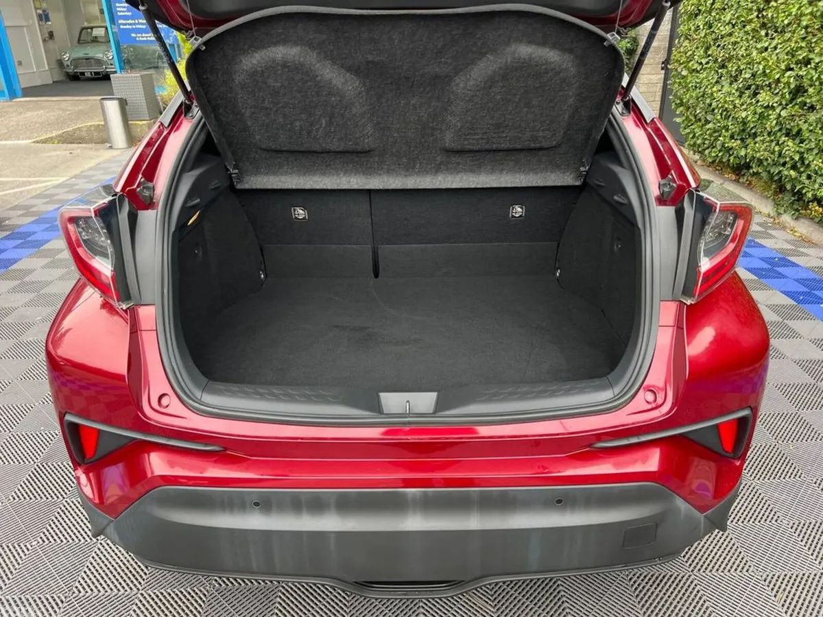 Toyota C-HR SUV, Petrol Hybrid, 2018, Red