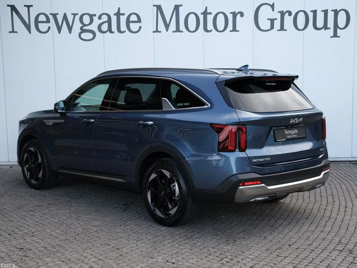 Kia Sorento SUV, Petrol Plug-in Hybrid, 2026, Blue