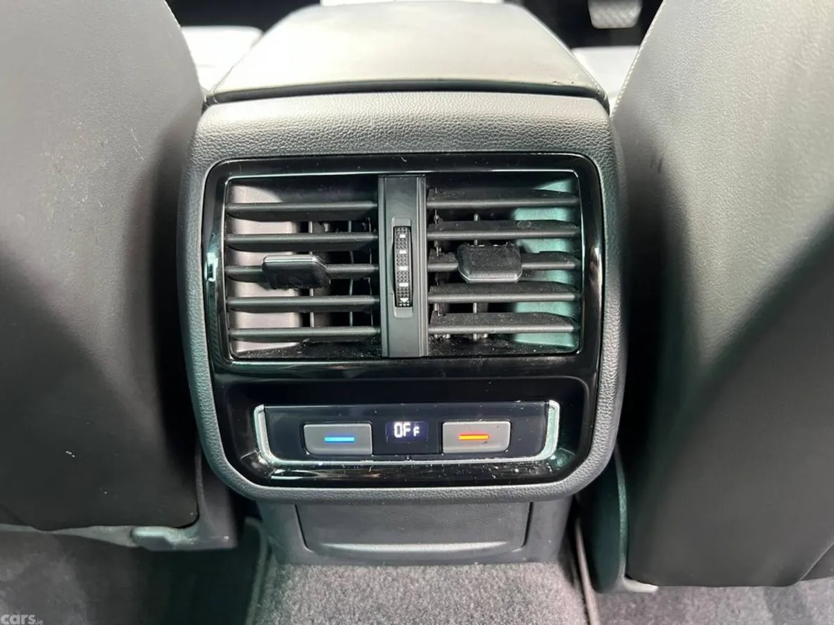 Volkswagen Passat Saloon, Petrol Plug-in Hybrid, 2021, Grey