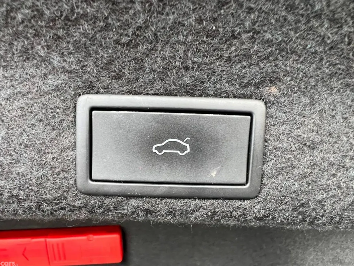 Volkswagen Passat Saloon, Petrol Plug-in Hybrid, 2021, Grey