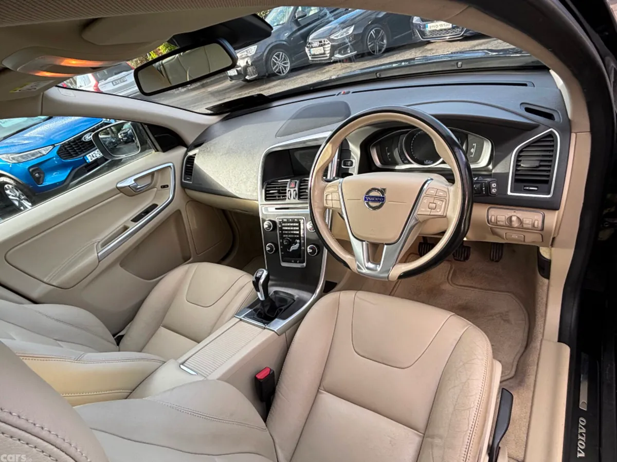 Volvo XC60 Estate, Diesel, 2016, Black