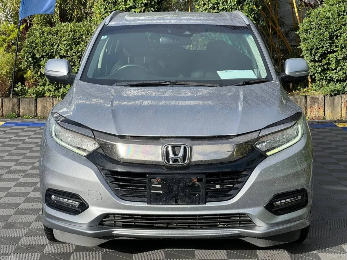 Honda Vezel SUV, Petrol Hybrid, 2018, Silver
