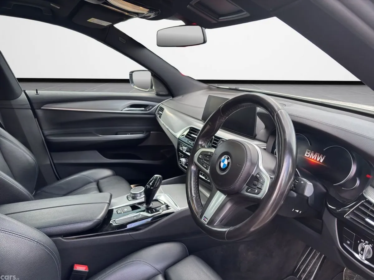 BMW 6-Series Hatchback, Petrol, 2018, White