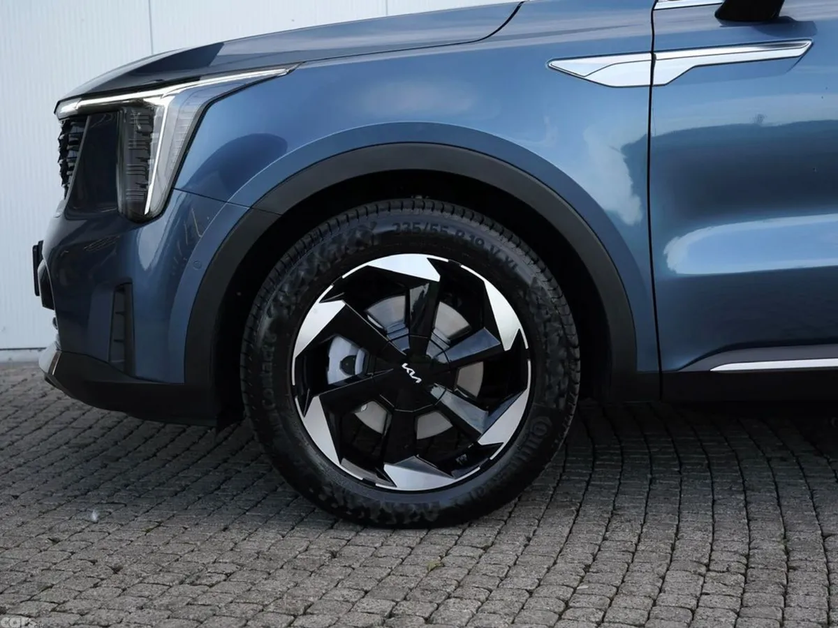 Kia Sorento SUV, Petrol Plug-in Hybrid, 2026, Blue