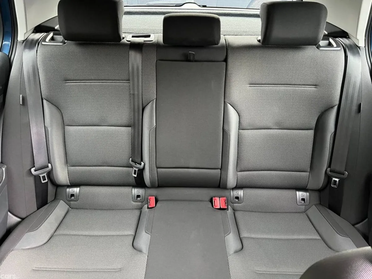 Volkswagen Golf Hatchback, Petrol, 2015, Blue