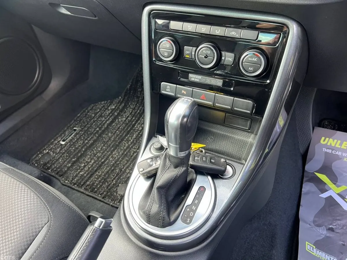 Volkswagen Beetle Hatchback, Petrol, 2017, Grey