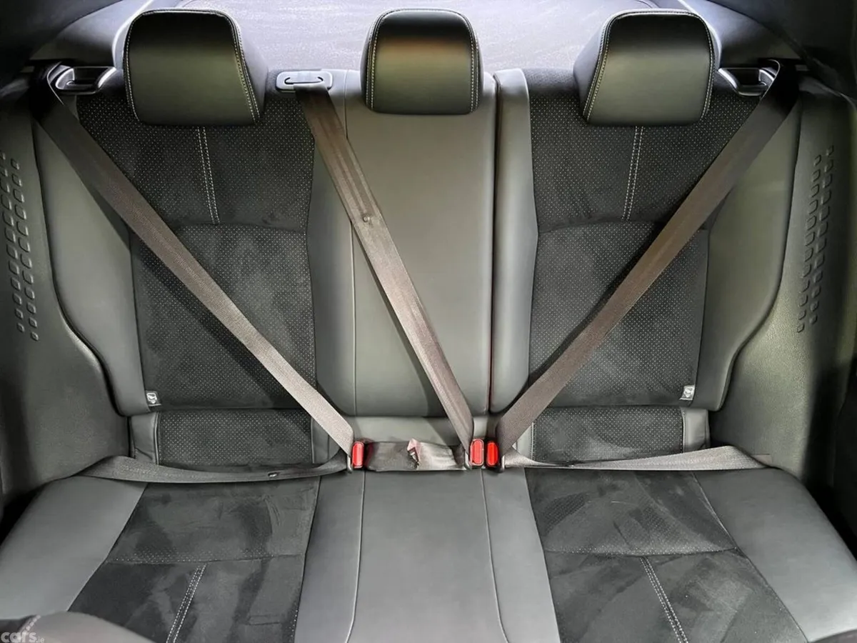 Toyota C-HR SUV, Petrol Hybrid, 2020, White