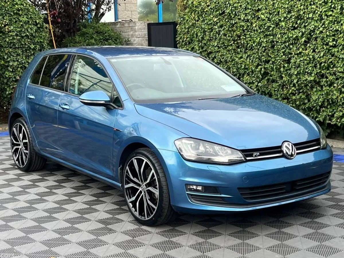 Volkswagen Golf Hatchback, Petrol, 2015, Blue