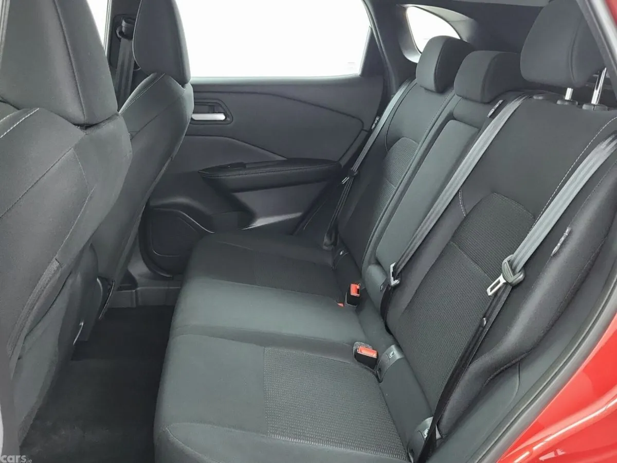 Nissan Qashqai MPV, Petrol Hybrid, 2026, Red
