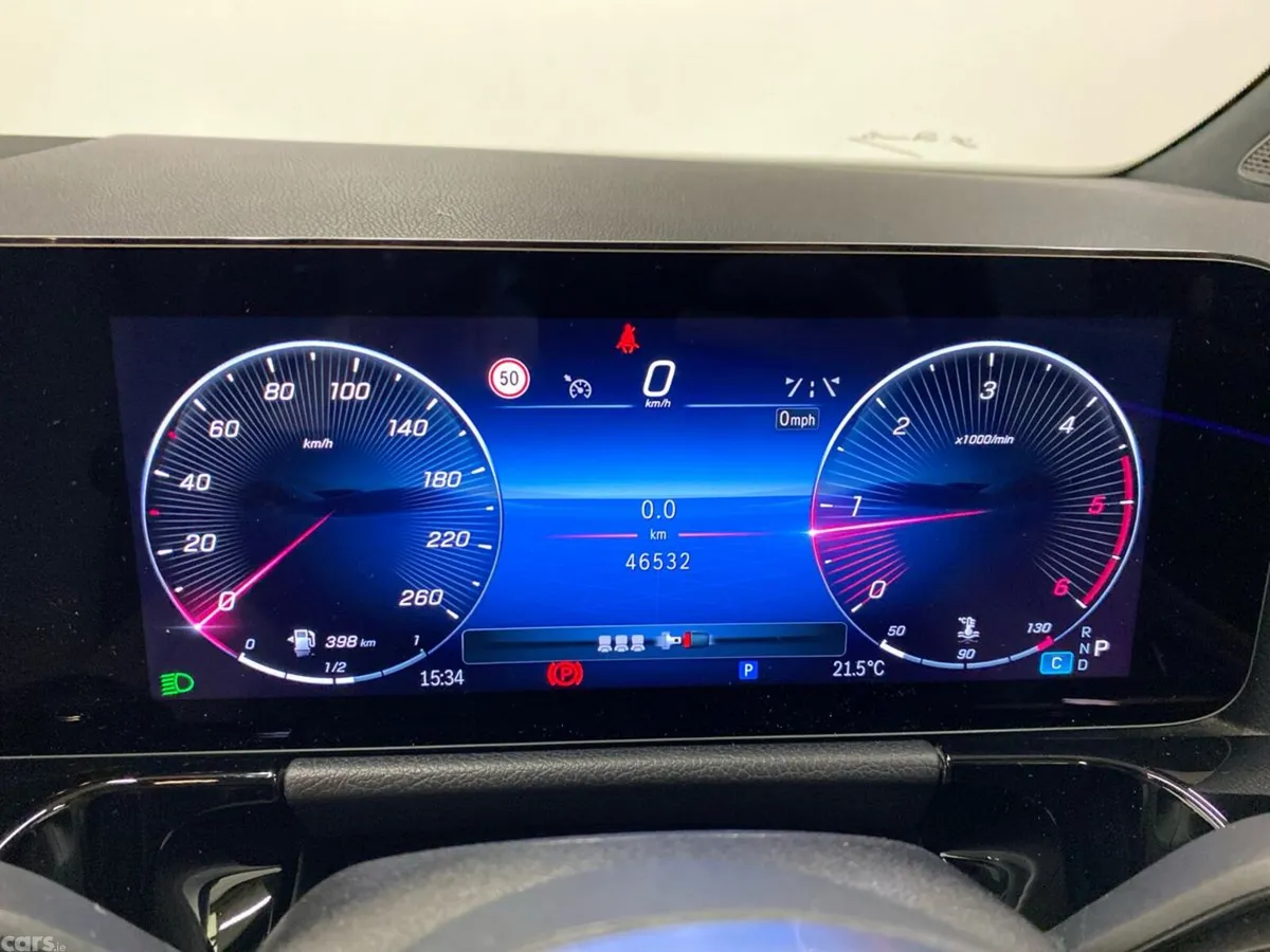 Mercedes-Benz GLA SUV, Diesel, 2024, Grey