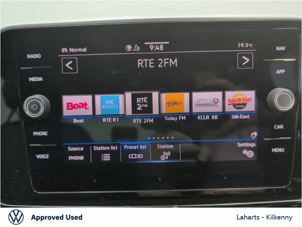 Volkswagen T-Roc SUV, Petrol, 2025, White