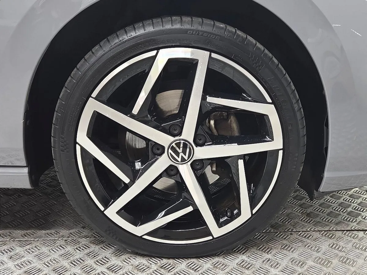 Volkswagen Golf Estate, Petrol, 2024, Grey
