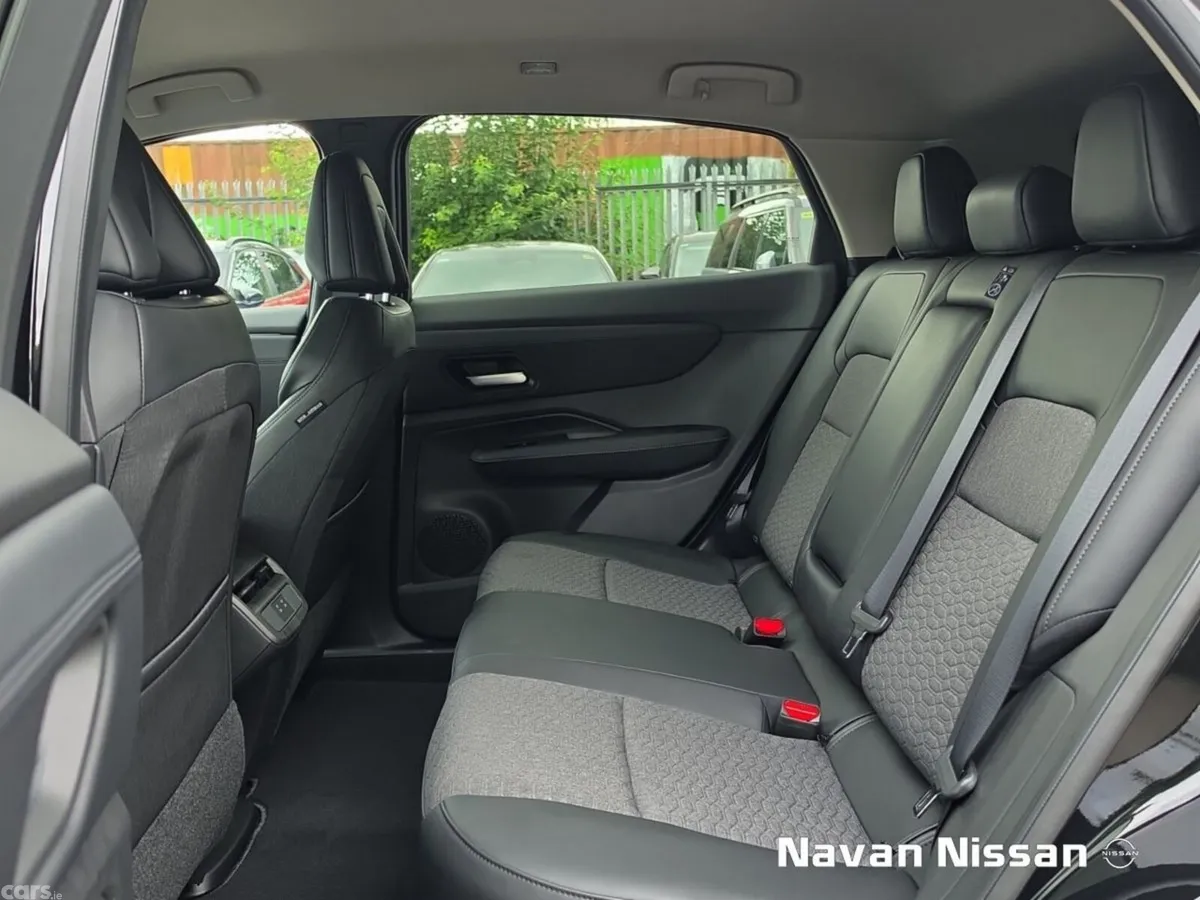 Nissan Ariya SUV, Electric, 2026, Black