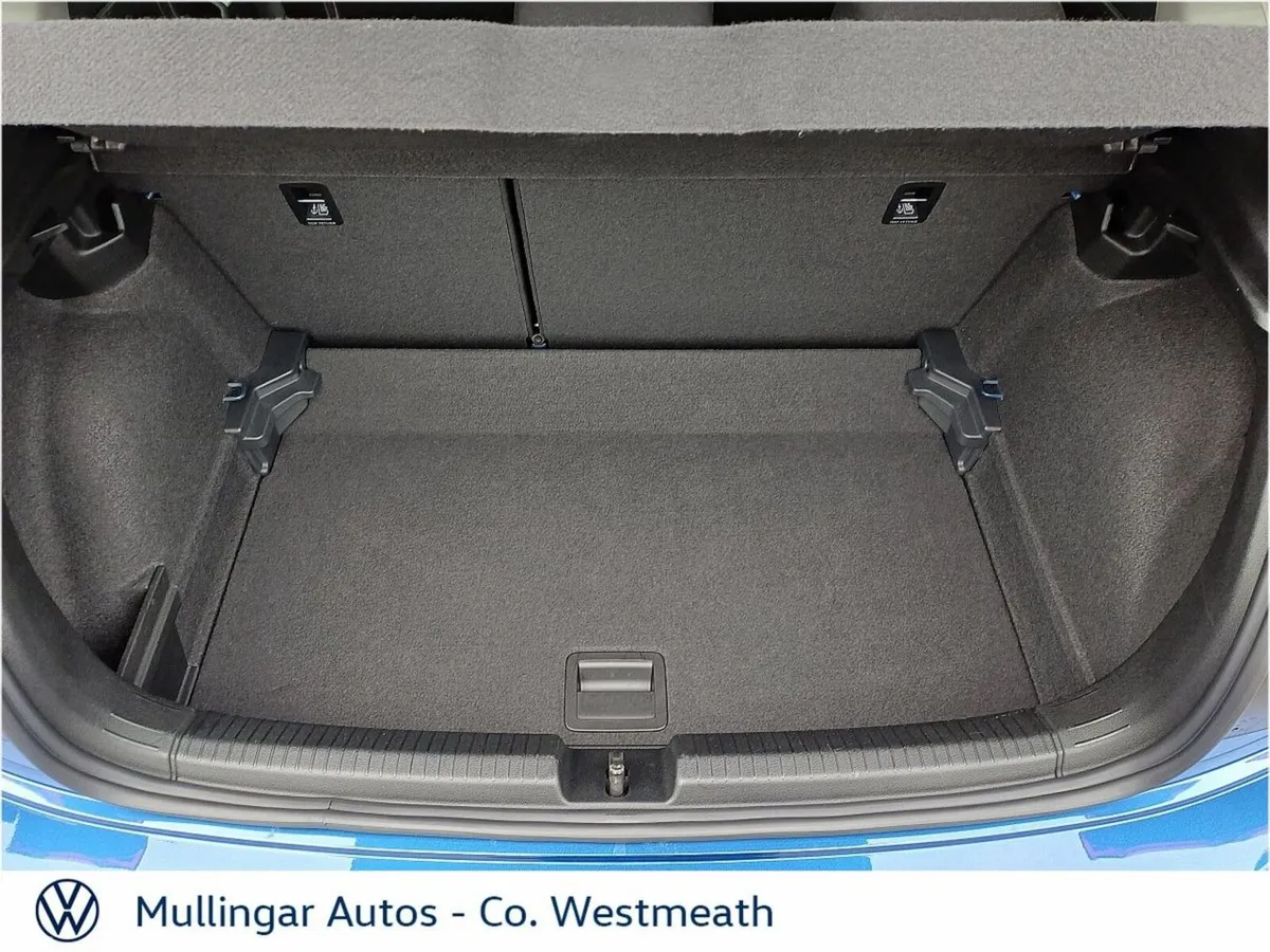 Volkswagen Polo Hatchback, Petrol, 2026, Blue