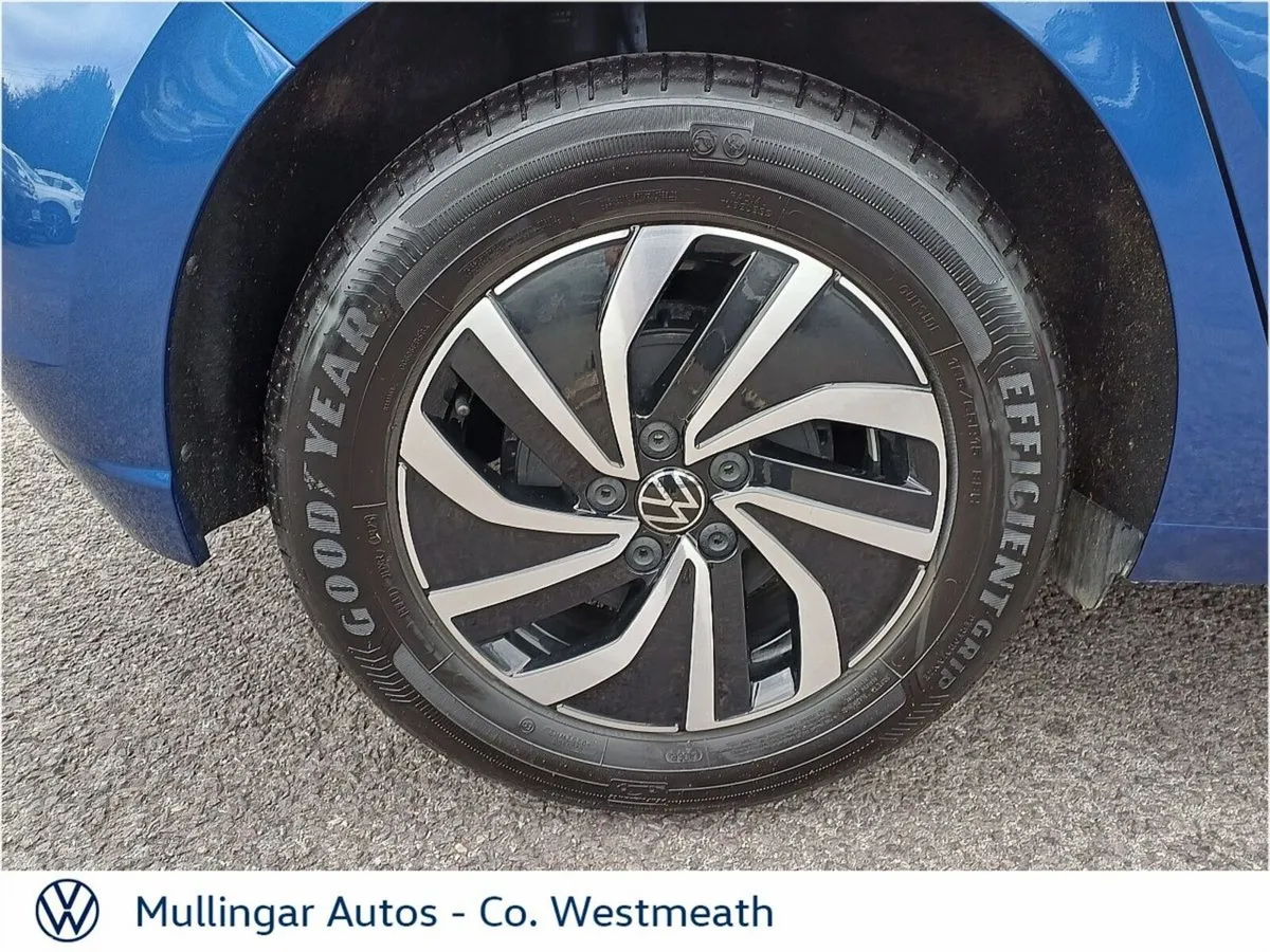 Volkswagen Polo Hatchback, Petrol, 2026, Blue