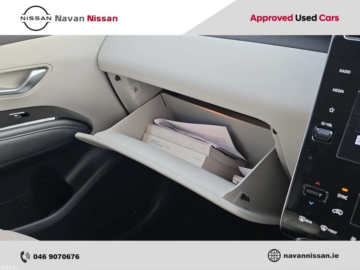 Hyundai Tucson SUV, Petrol Hybrid, 2022, Red