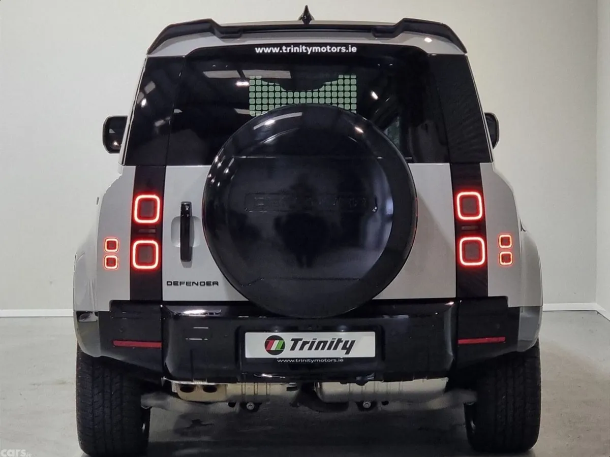Land Rover Defender Van, Diesel, 2026, Grey