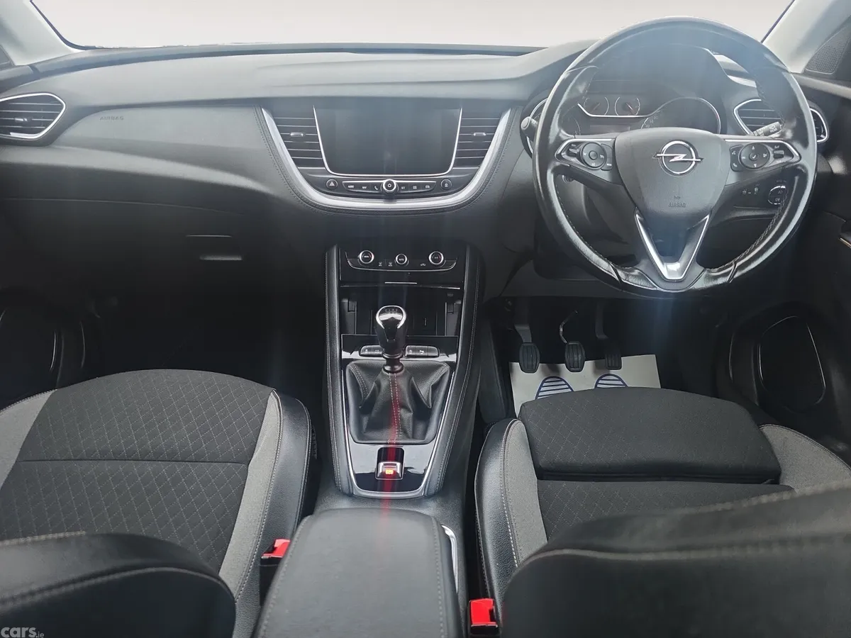 Opel Grandland X SUV, Diesel, 2019, Black