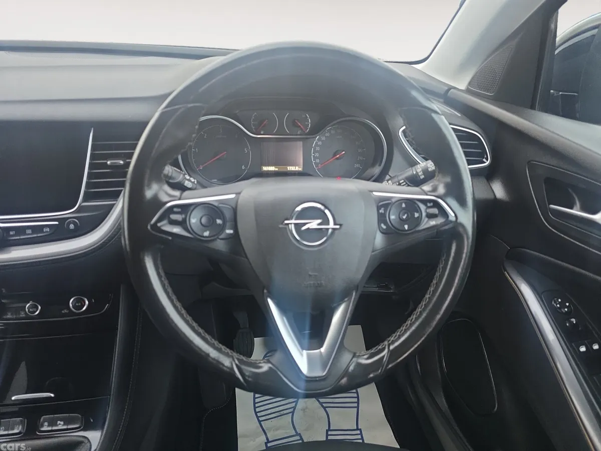 Opel Grandland X SUV, Diesel, 2019, Black
