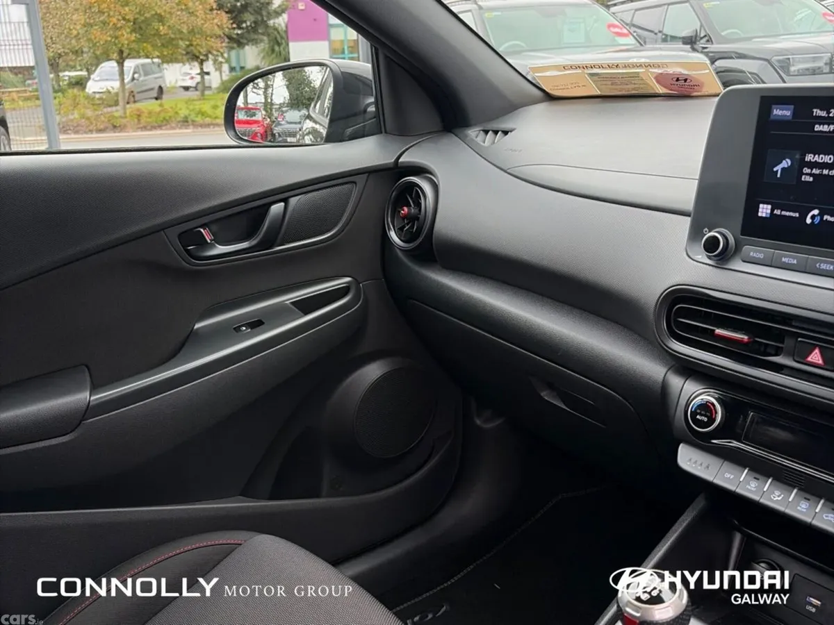 Hyundai KONA MPV, Petrol, 2022, Black