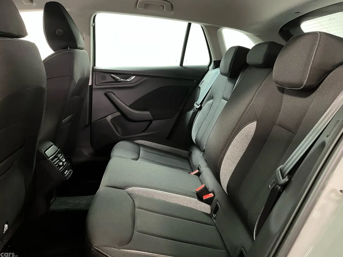 Skoda Scala Hatchback, Petrol, 2026, Grey